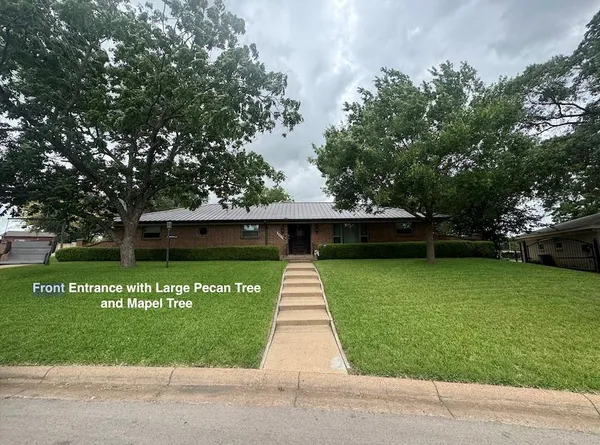 $540,000 | 3908 Dawn Drive, Benbrook, TX 76116