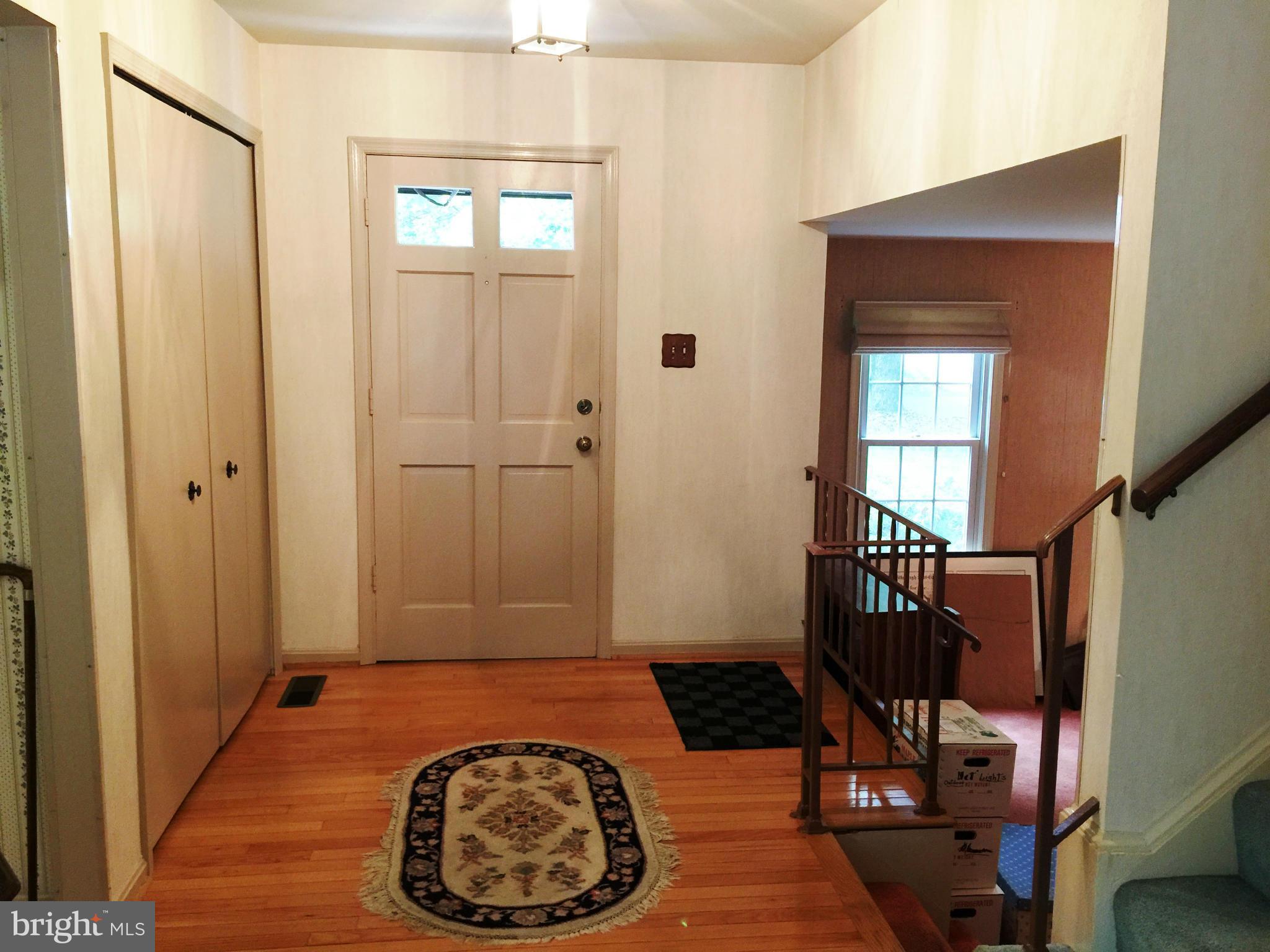 1921 Chapel Hill Road Silver Spring, MD 20906 - Photo 15 of 28 Foyer