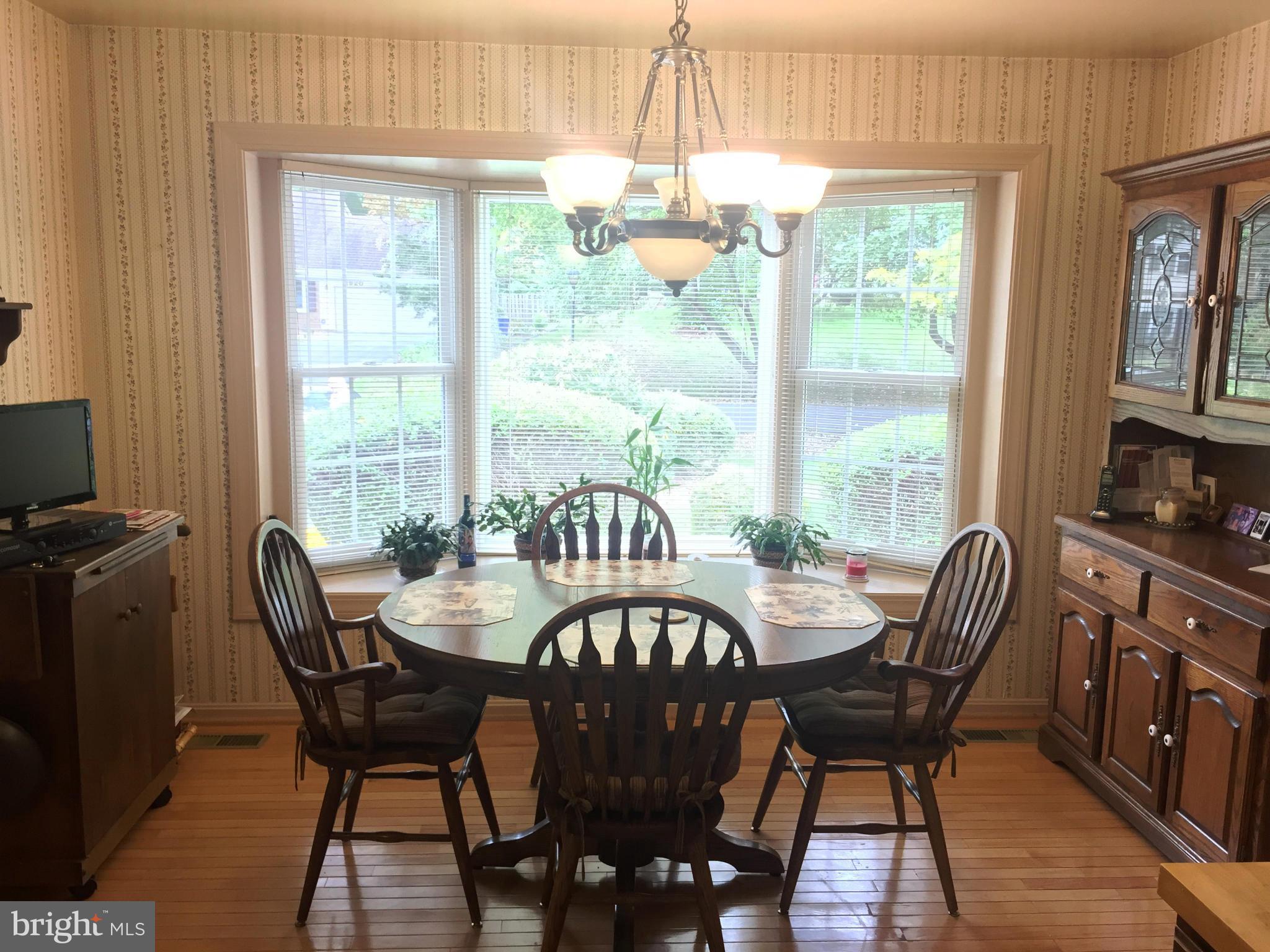 1921 Chapel Hill Road Silver Spring, MD 20906 - Photo 4 of 28 Kitchen Breakfast Area