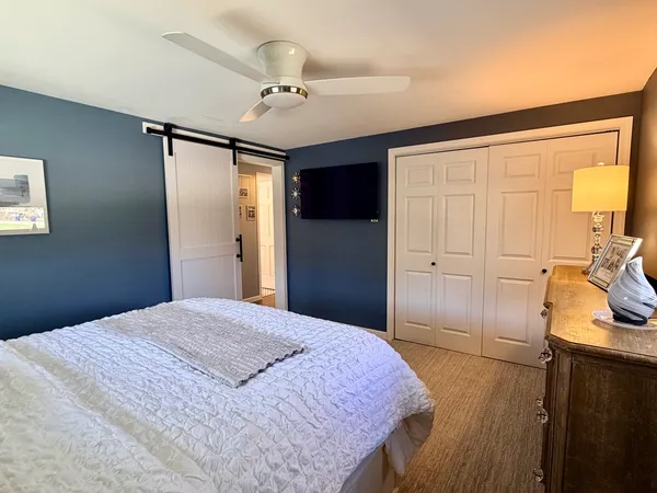 $289,000 | 21437 West Engle Drive, Lake Villa, IL 60046
