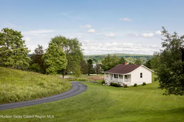 $8,350,000 | 290 Ulster Landing Road, Kingston, NY 12401