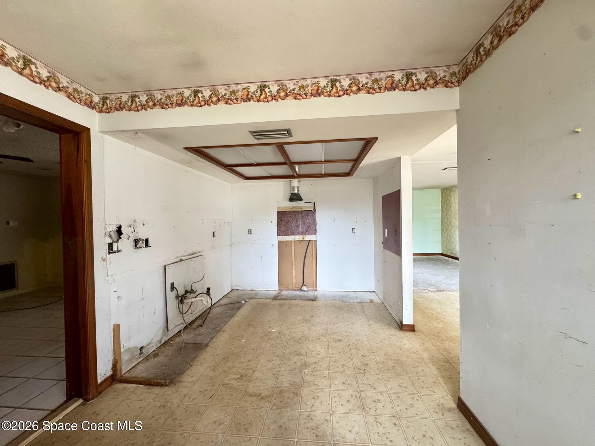 876 Remsen Avenue Northwest Palm Bay, FL 32907 - Photo 5 of 17 IMG_7363
