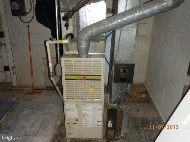 1927 Kelmore Road Baltimore, MD 21222 - Photo 12 of 12 Interior (General)