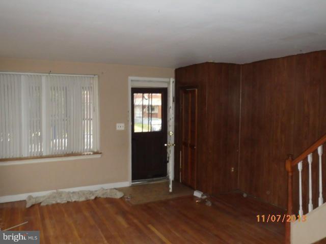1927 Kelmore Road Baltimore, MD 21222 - Photo 7 of 12 Interior (General)
