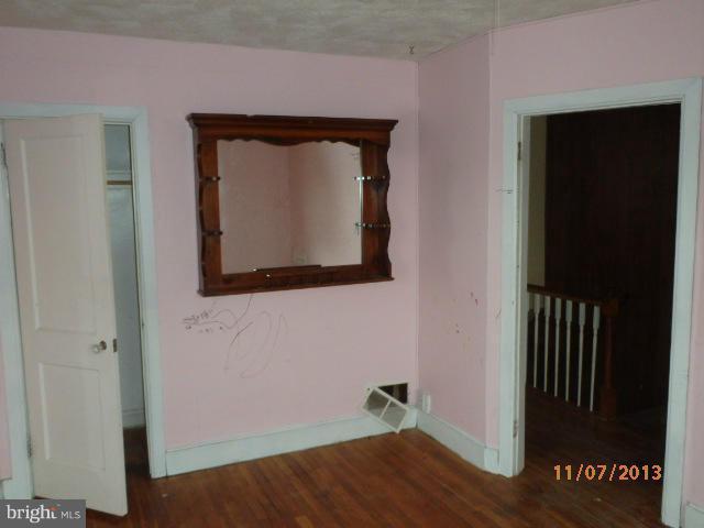1927 Kelmore Road Baltimore, MD 21222 - Photo 8 of 12 Interior (General)
