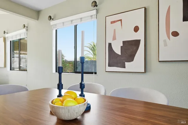 $759,000 | 542 Acadia Drive, Petaluma, CA 94954