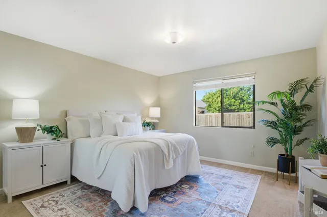 $759,000 | 542 Acadia Drive, Petaluma, CA 94954