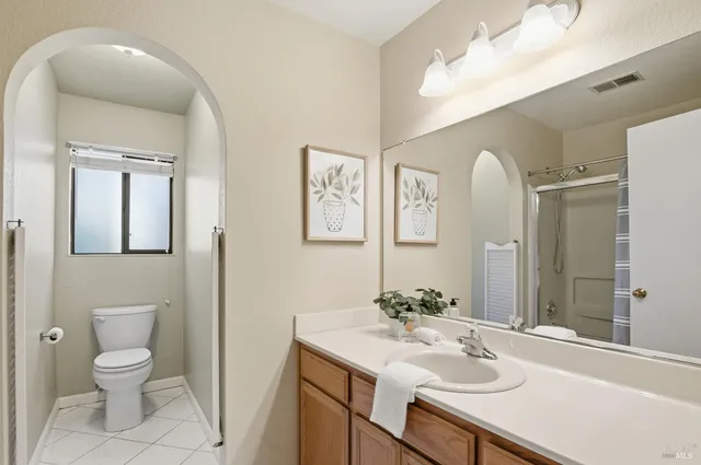 $759,000 | 542 Acadia Drive, Petaluma, CA 94954