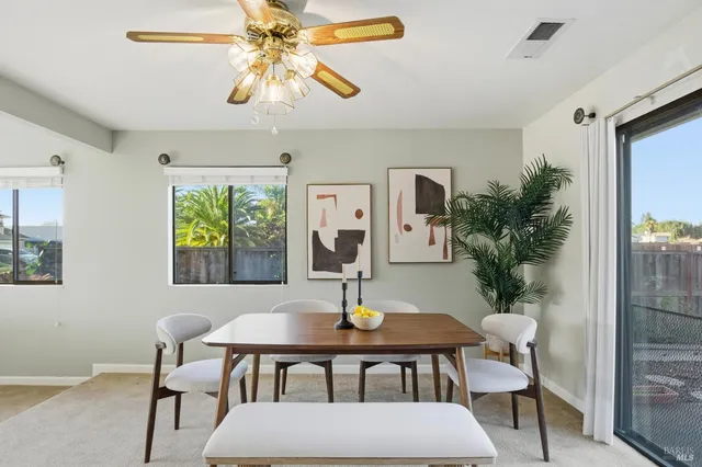 $759,000 | 542 Acadia Drive, Petaluma, CA 94954