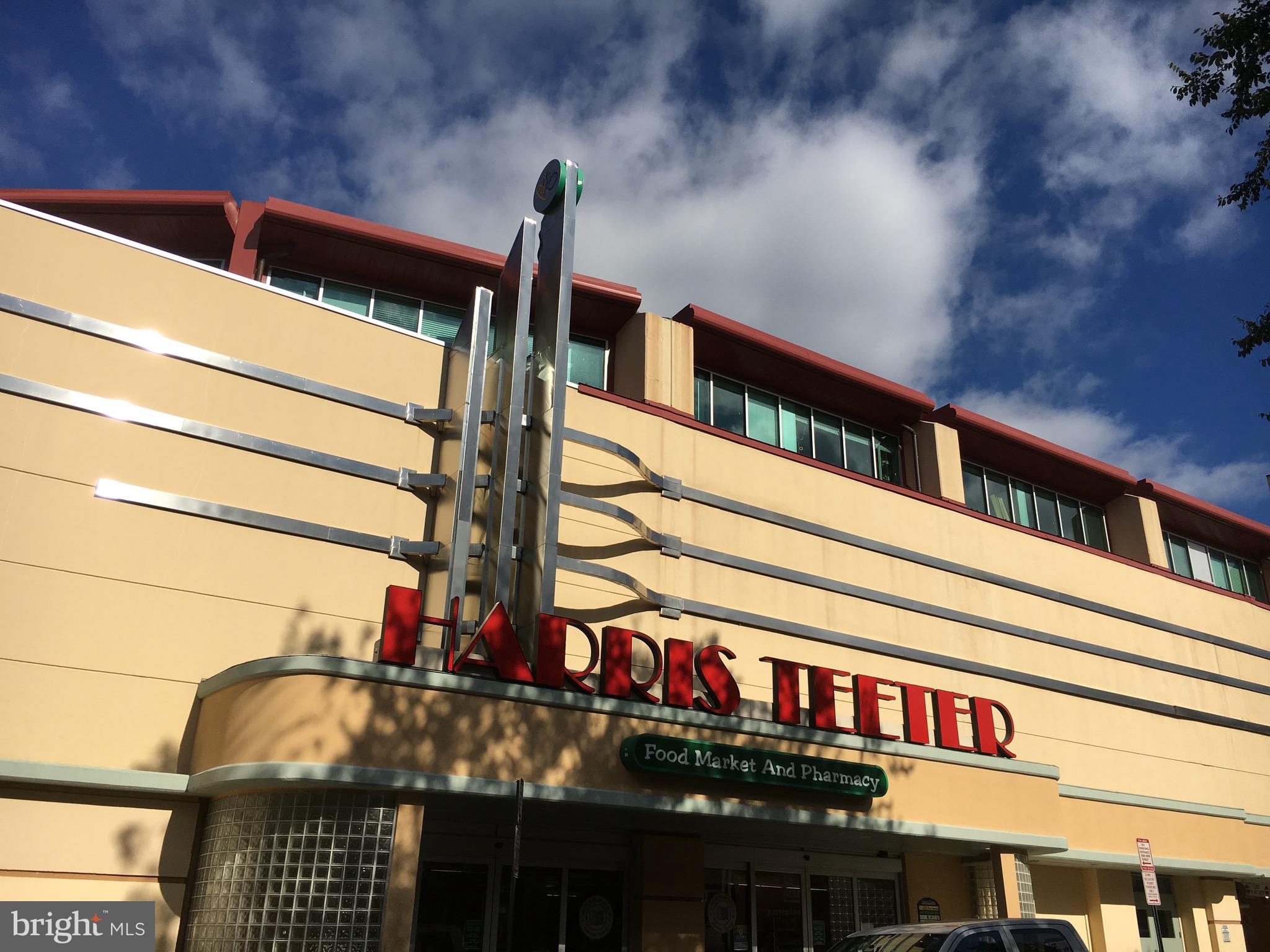 1700 Kalorama Road Northwest, Unit 312 Washington, DC 20009 - Photo 33 of 45 a front view of a building