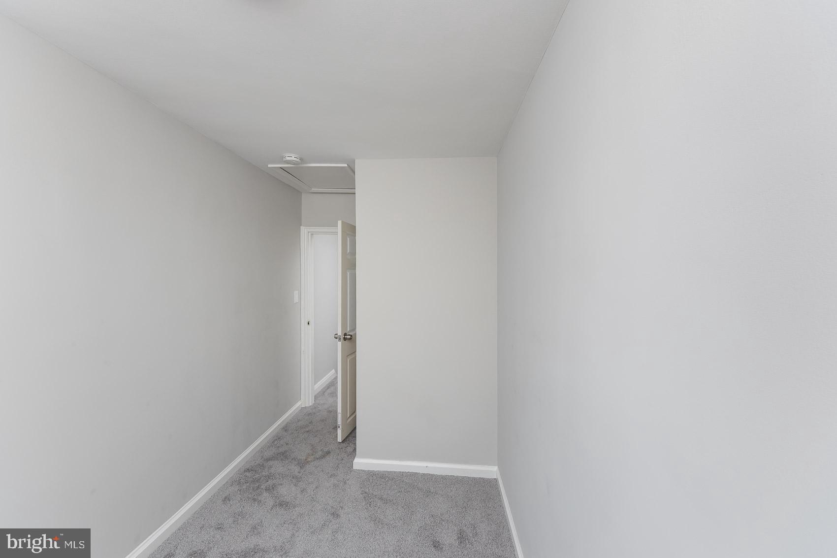 1013 Stamford Road Baltimore, MD 21229 - Photo 29 of 38