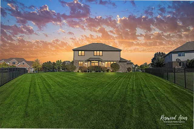 $644,900 | 11453 Falls View Way, Frankfort, IL 60423