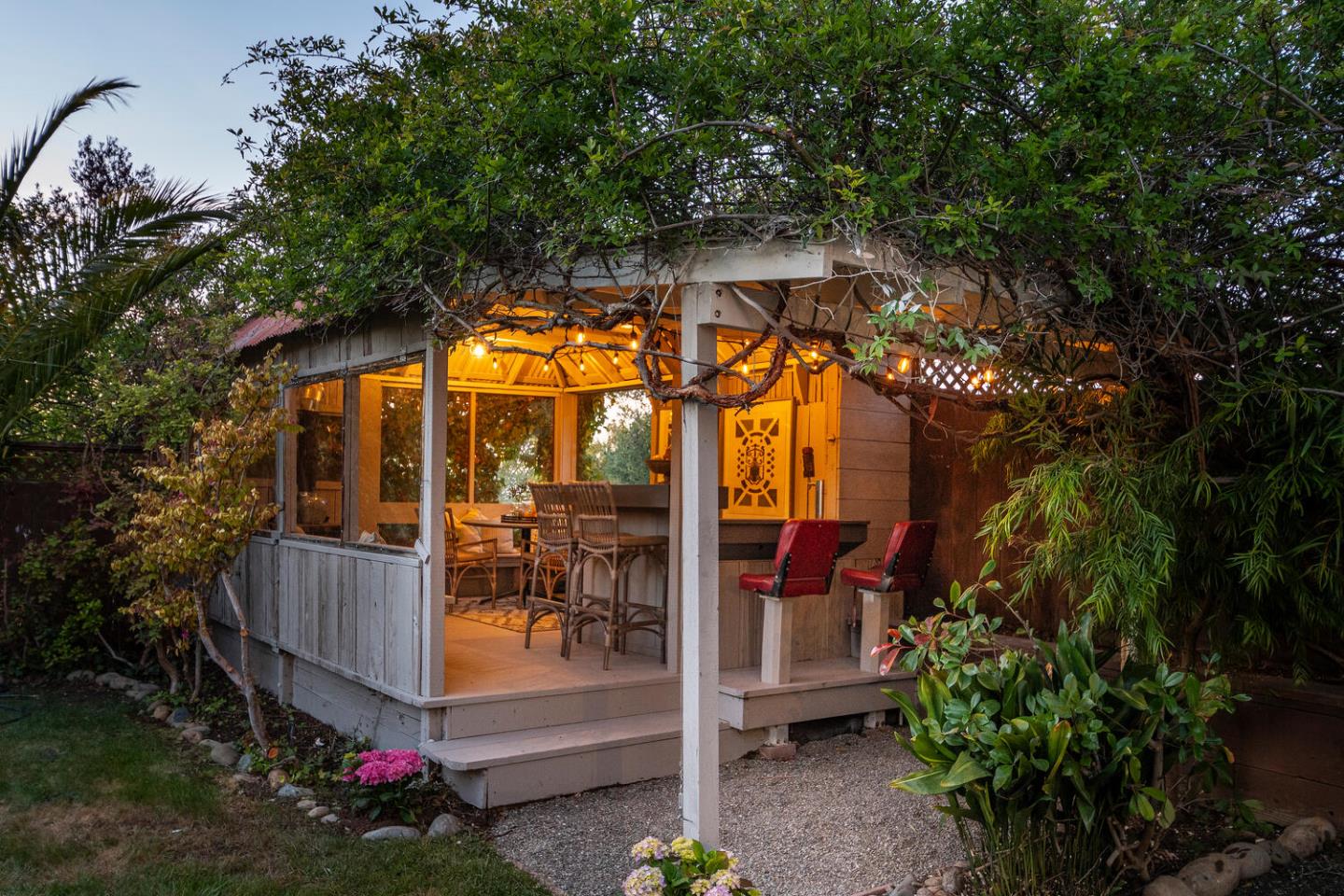 1094 Springfield Drive Millbrae, CA 94030 - Photo 31 of 36