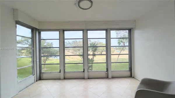 $1,950 | 3090 North Course Drive, Unit 304, Pompano Beach, FL 33069