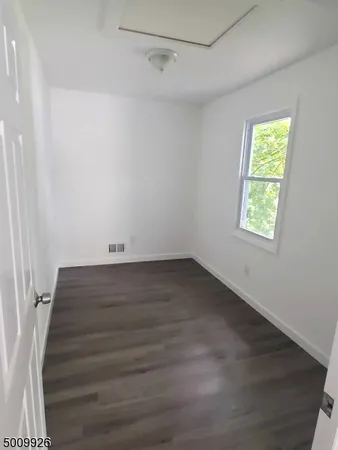 $1,850 | 70 Frenchtown Road, Milford, NJ 08848