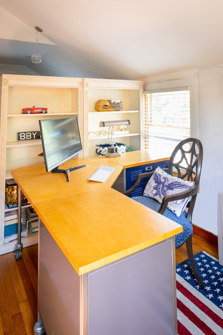 112 Spring Street Vineyard Haven, MA 02568 - Photo 8 of 25 a room with table chairs and a large window