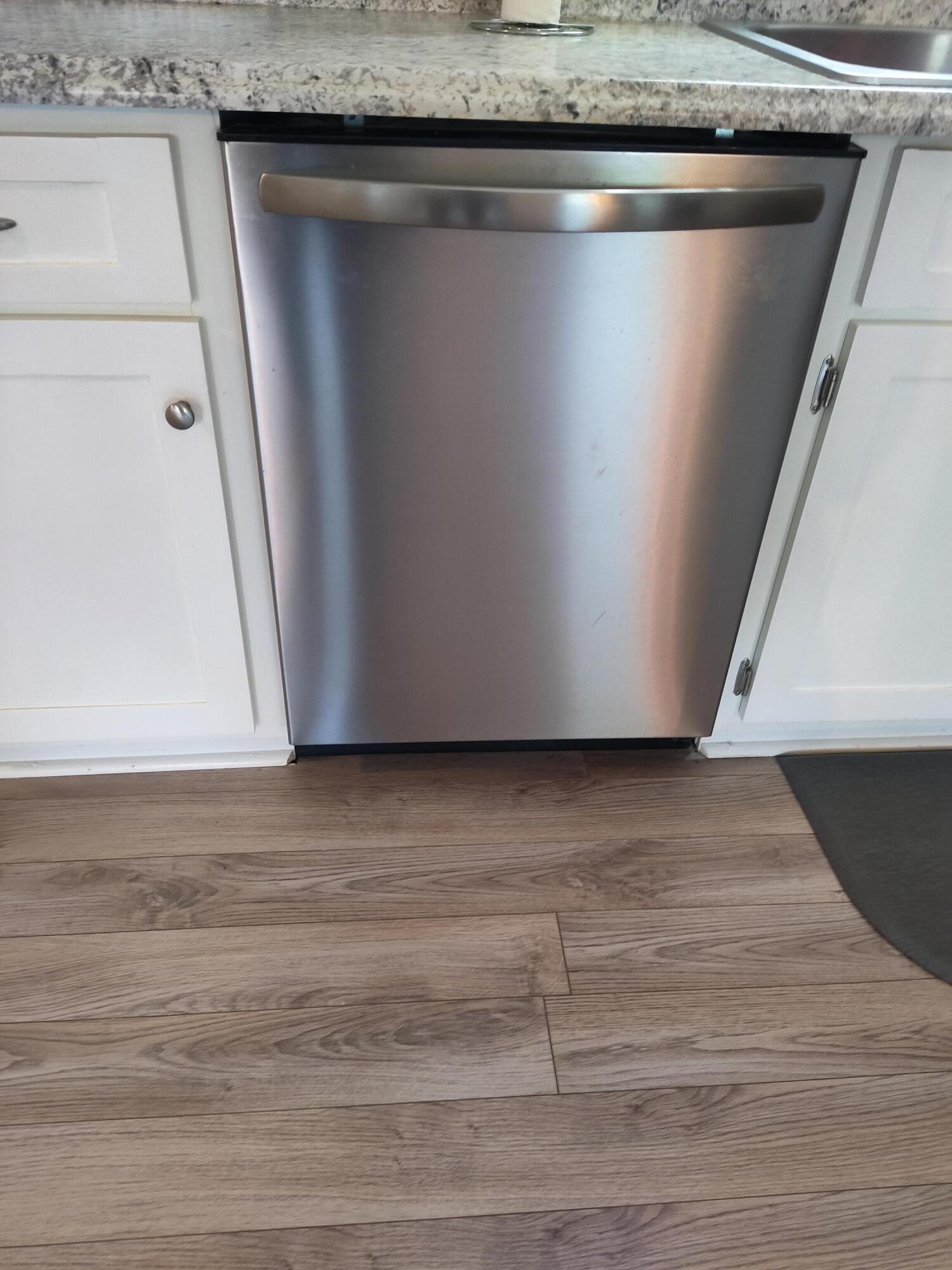 2666 Crosscreek Road Hephzibah, GA 30815 - Photo 6 of 17 Stainles steel dishwasher