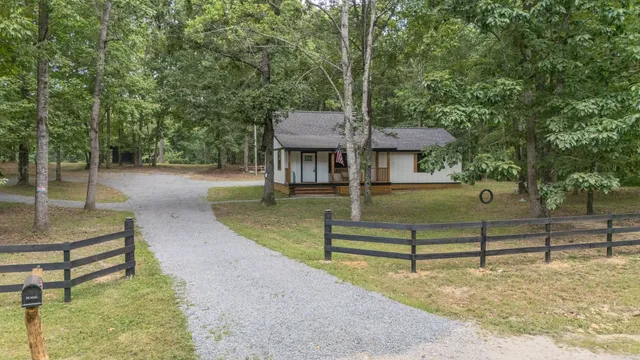 $499,900 | 8036 Keys Branch Road, Nunnelly, TN 37137