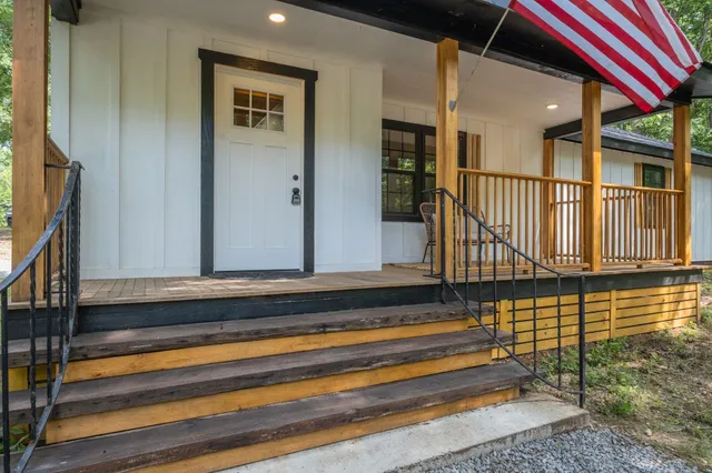 $499,900 | 8036 Keys Branch Road, Nunnelly, TN 37137