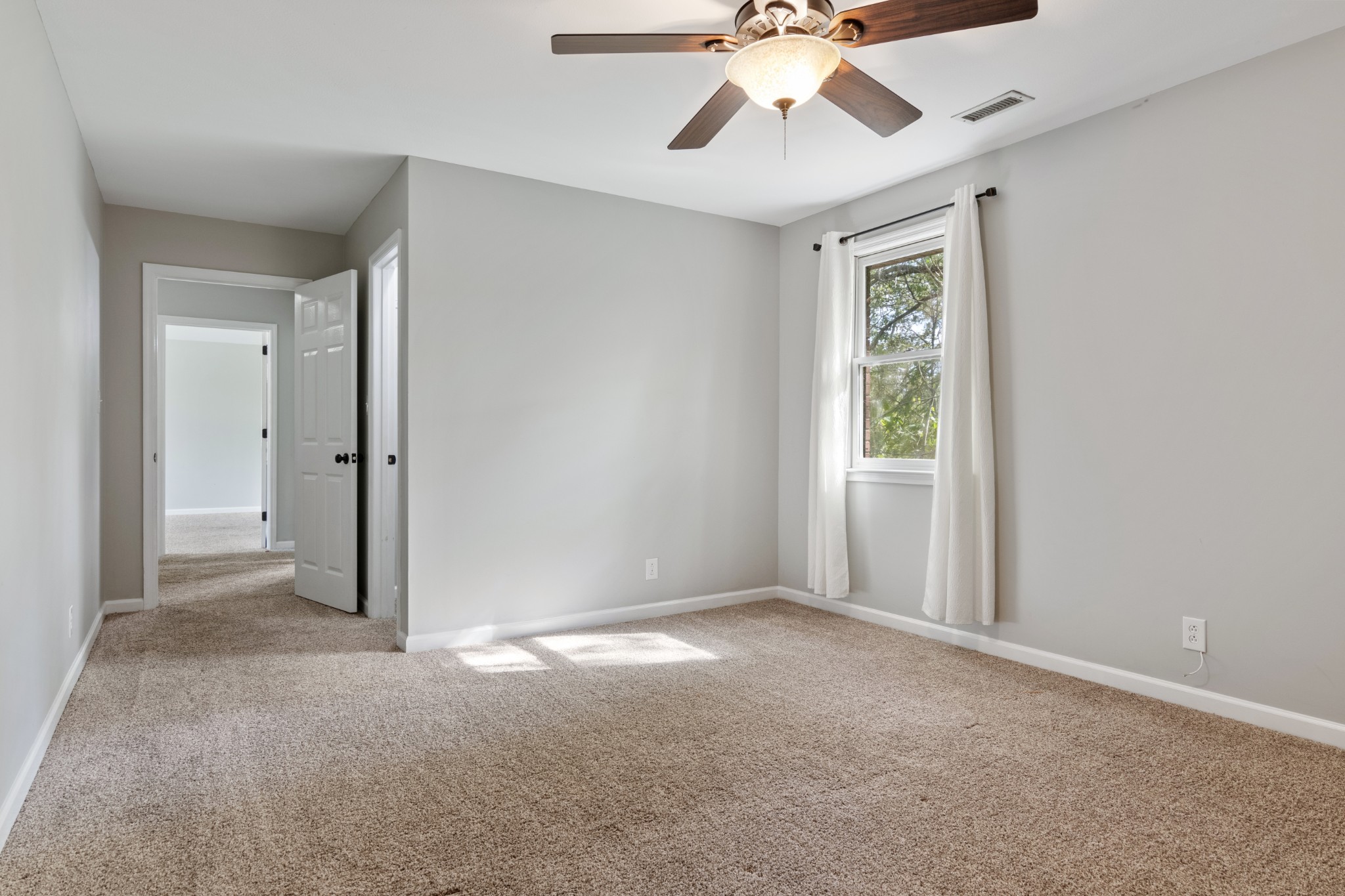 2200 Springlot Road Clarksville, TN 37043 - Photo 23 of 28