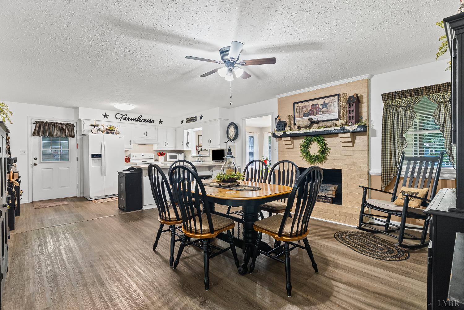 1877 Bateman Bridge Road Forest, VA 24551 - Photo 8 of 60 Gallery Image 8