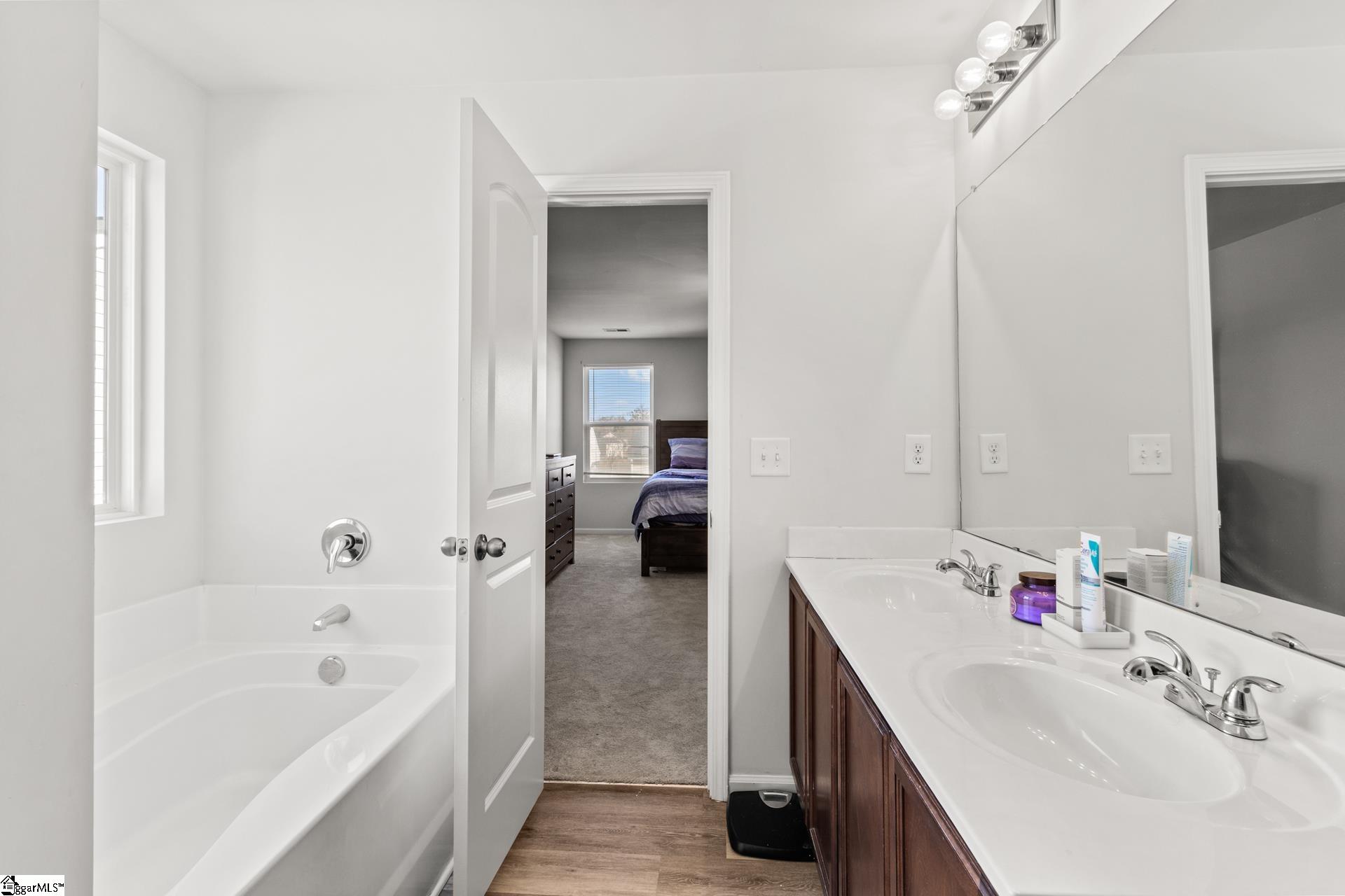 43 Jones Creek Circle Greer, SC 29650 - Photo 14 of 40