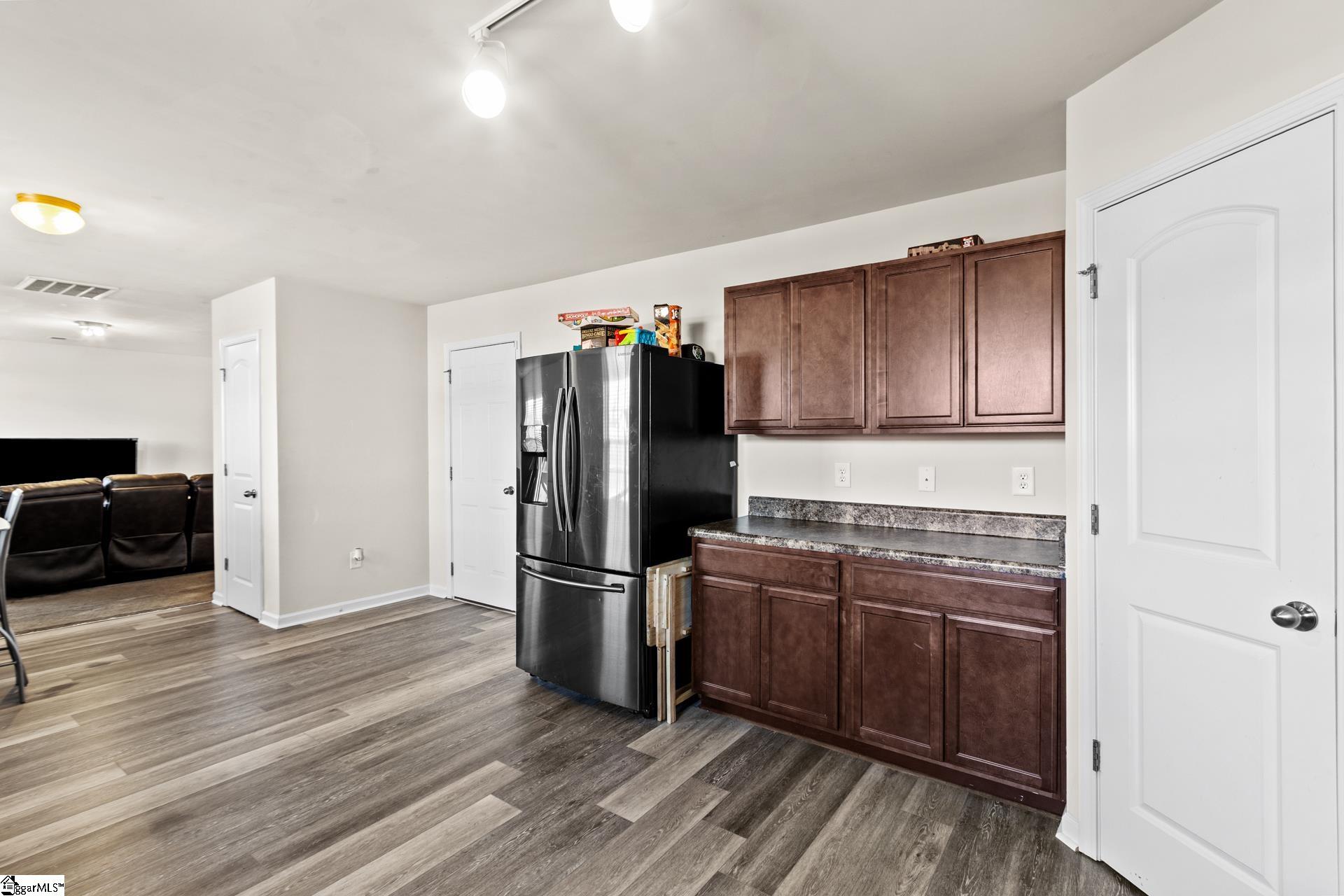 43 Jones Creek Circle Greer, SC 29650 - Photo 5 of 40