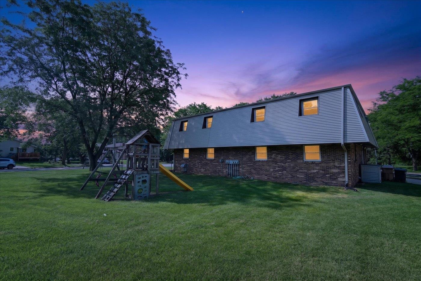 5110 Pebblebrook Drive Madison, WI 53716 - Photo 8 of 45