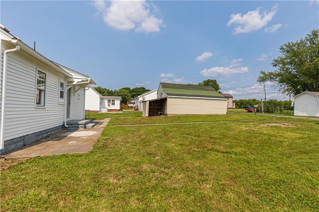 1179 Crucible Road Rices Landing, PA 15357 - Photo 6 of 39