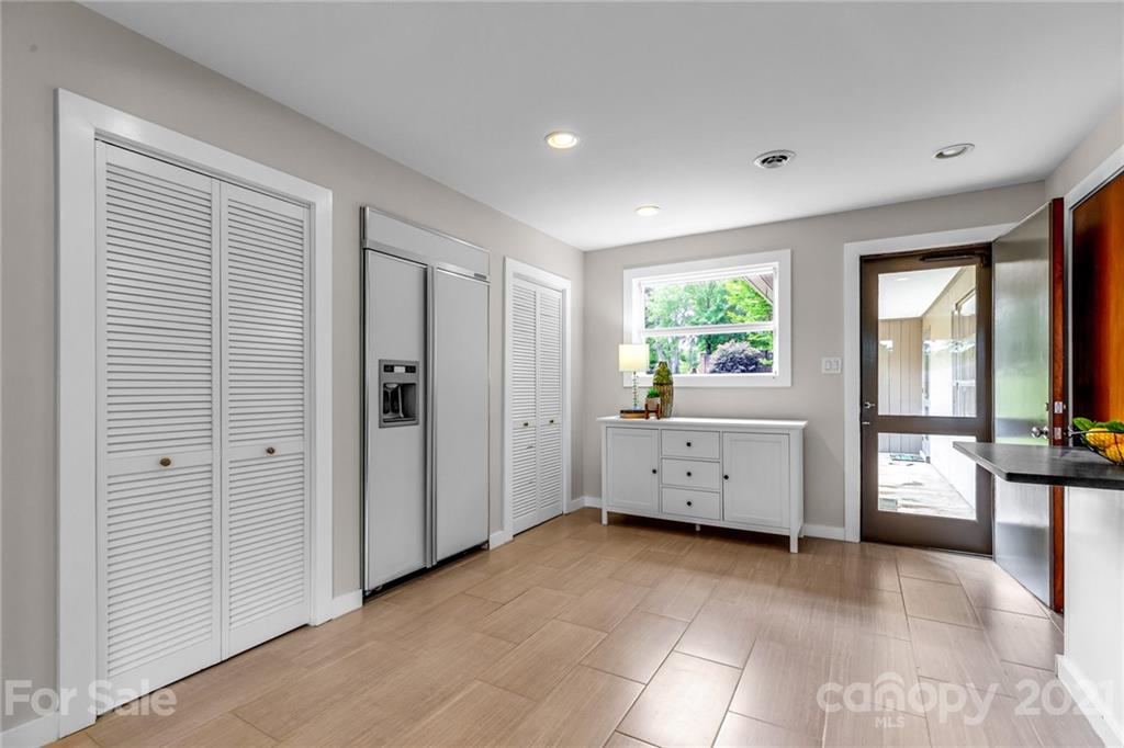 8 Oak Road Salisbury, NC 28144 - Photo 11 of 47 Gallery Image 11