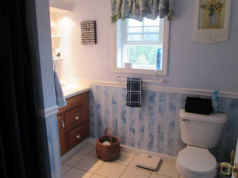 86 Covered Bridge Road Corinth, ME 04427 - Photo 10 of 35 Bathroom.
