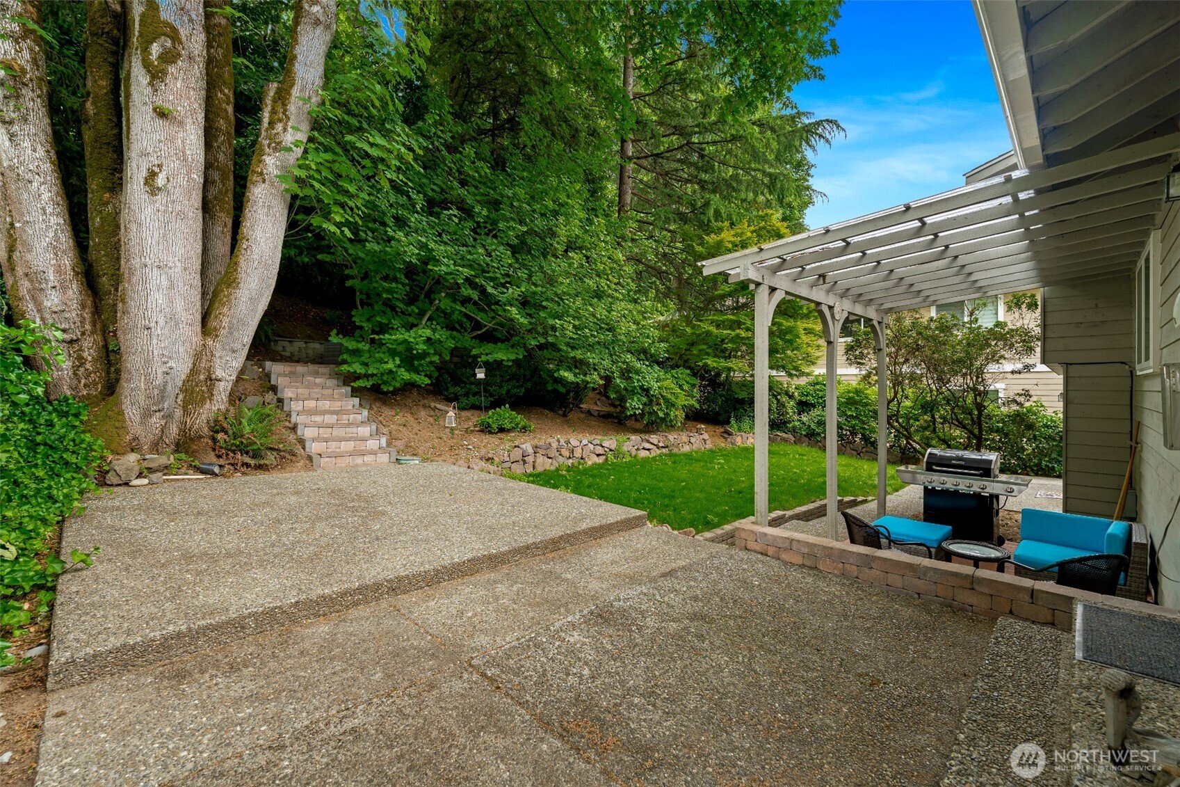 14616 106th Avenue Northeast Bothell, WA 98011 - Photo 33 of 40