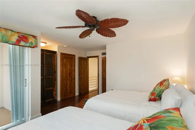 a bath room with a sink