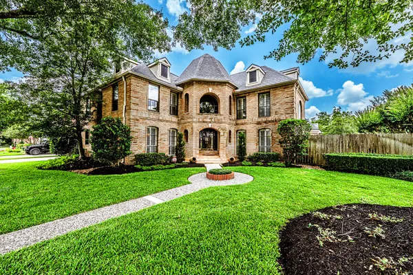 $459,500 | 6047 Spring Creek Lane, Spring, TX 77379