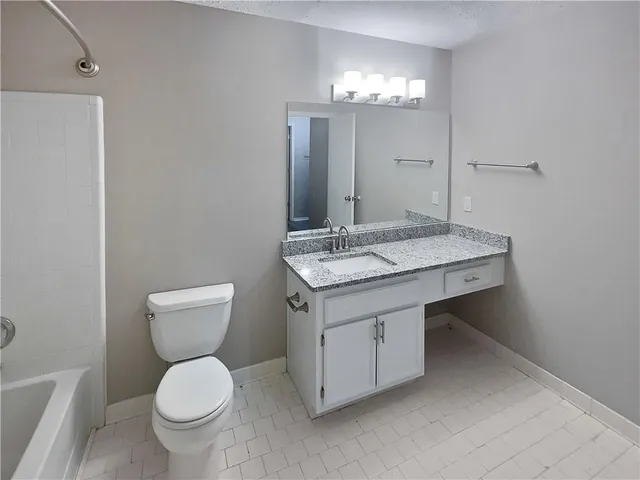 $218,000 | 501 Country Park Drive, Smyrna, GA 30080