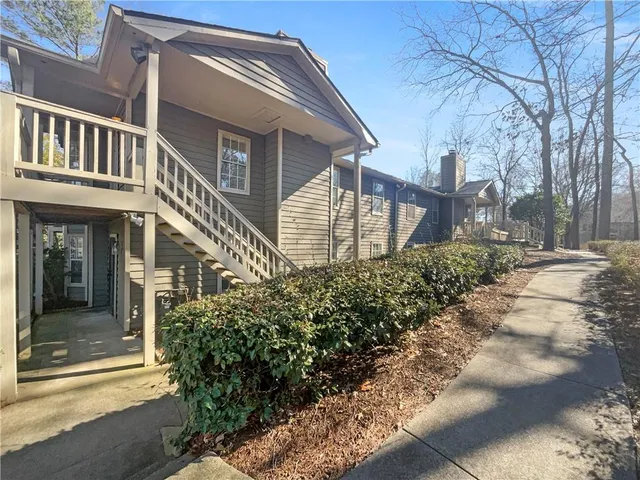 $218,000 | 501 Country Park Drive, Smyrna, GA 30080