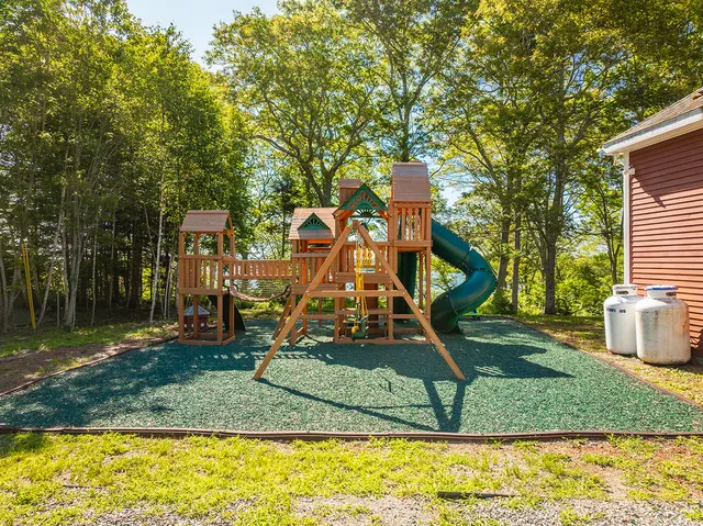 $949,000 | 794 Pleasant Point Road, Cushing, ME 04563