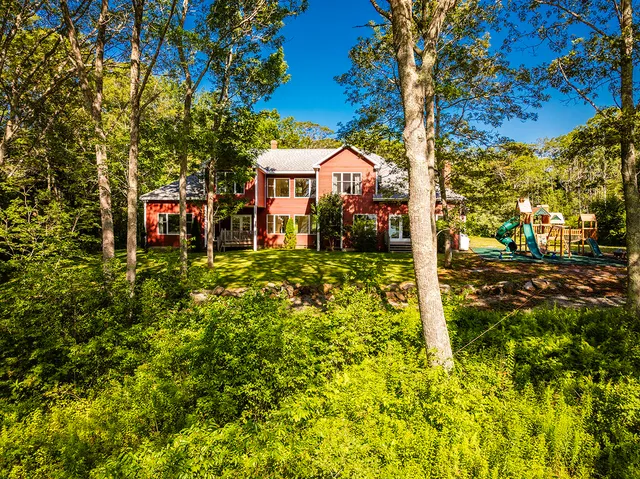 $949,000 | 794 Pleasant Point Road, Cushing, ME 04563