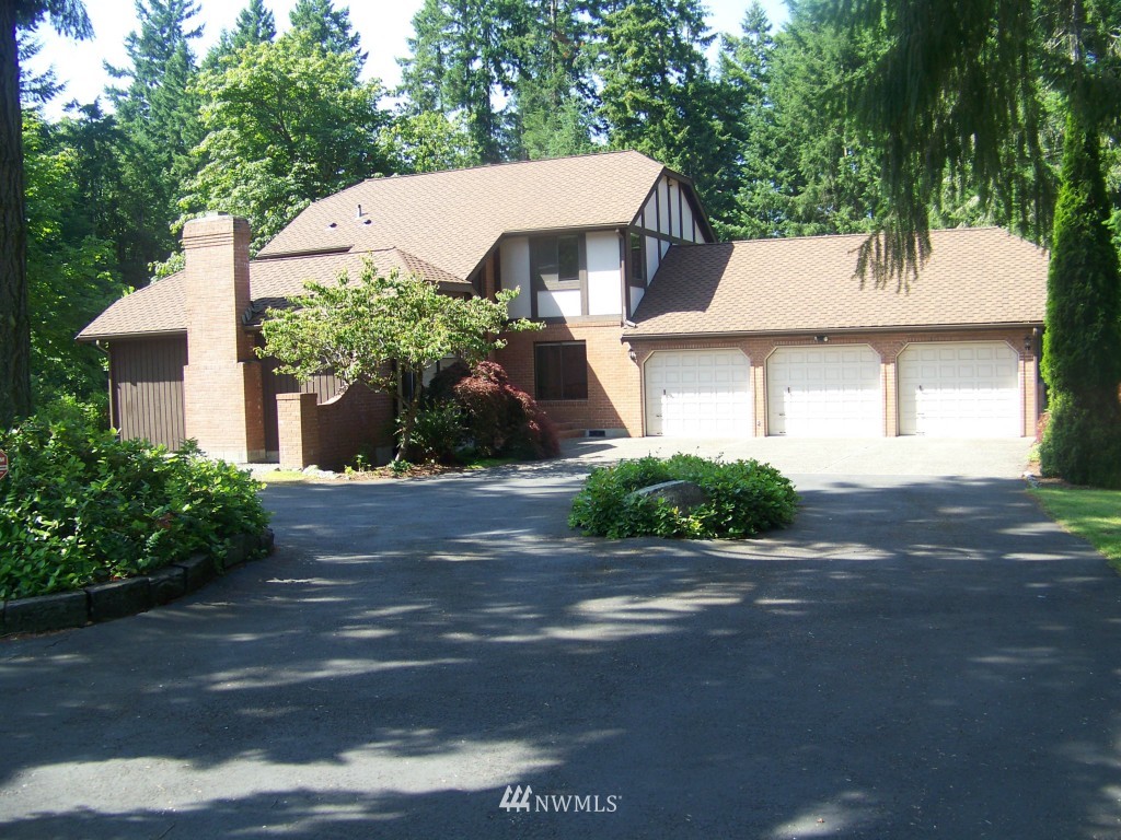 7901 Walnut Road Northeast Olympia, WA 98516 - Photo 2 of 15