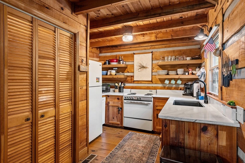 380 Branch Creek Road Blue Ridge, GA 30513 - Photo 23 of 41 Gallery Image 23
