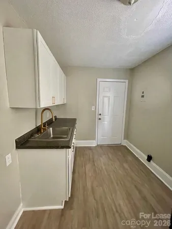 $1,025 | 1314 North McDowell Street, Charlotte, NC 28205