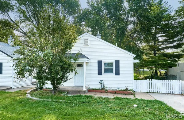 $1,100 | 3346 St Joachim Lane, St. Ann, MO 63074
