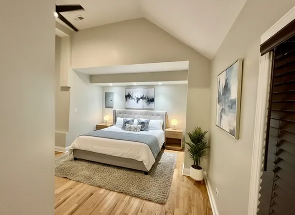 $2,900 | 2009 West 17th Street, Unit 1F, Chicago, IL 60608