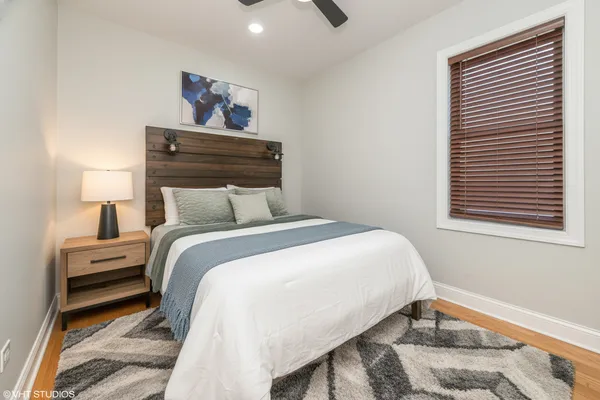 $2,900 | 2009 West 17th Street, Unit 1F, Chicago, IL 60608