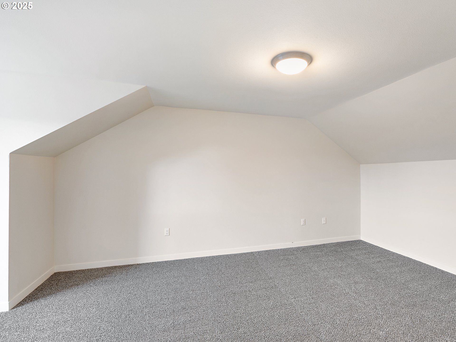 10829 East Burnside Street Portland, OR 97216 - Photo 16 of 23