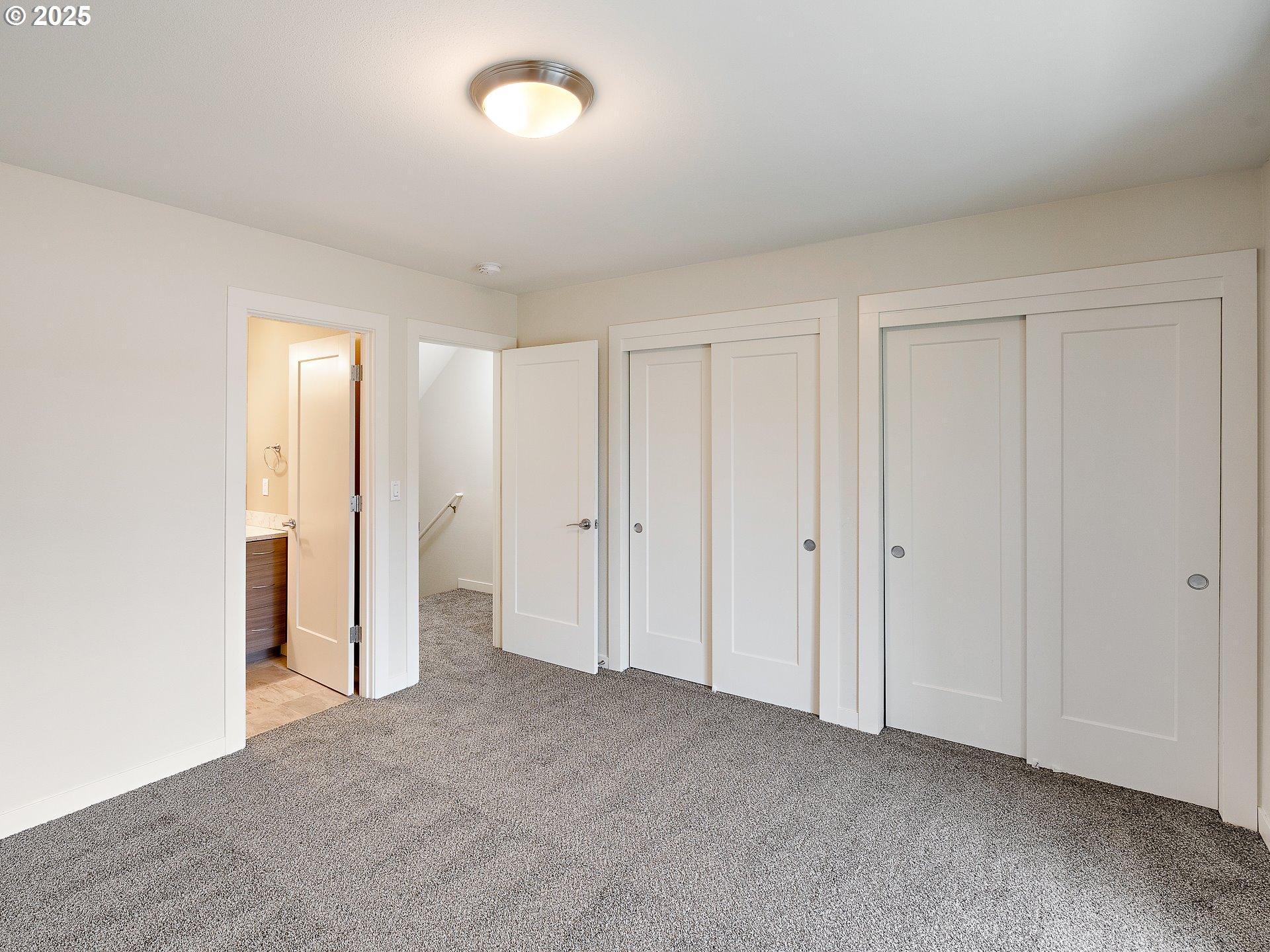 10829 East Burnside Street Portland, OR 97216 - Photo 8 of 23