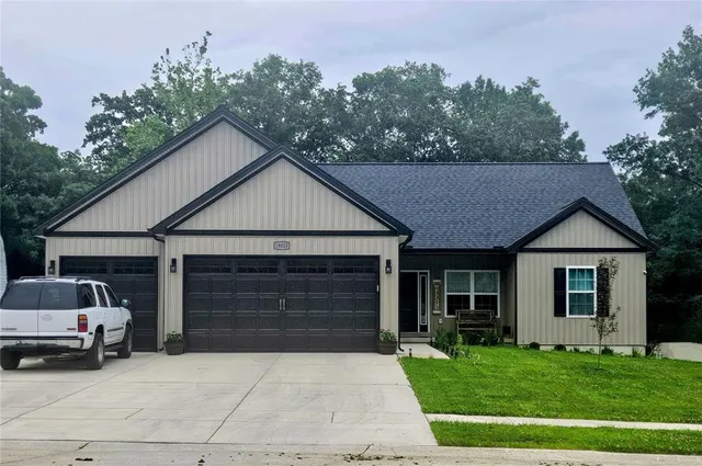 $382,900 | 10717 Trenton Lane, Unit TBB, Foristell, MO 63348