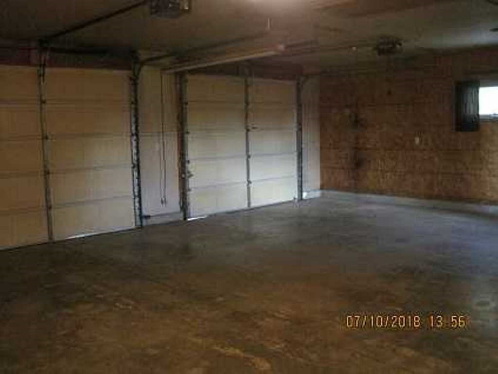 211 East Lake Road Geneva, IN 46740 - Photo 11 of 11 Gallery Image 11