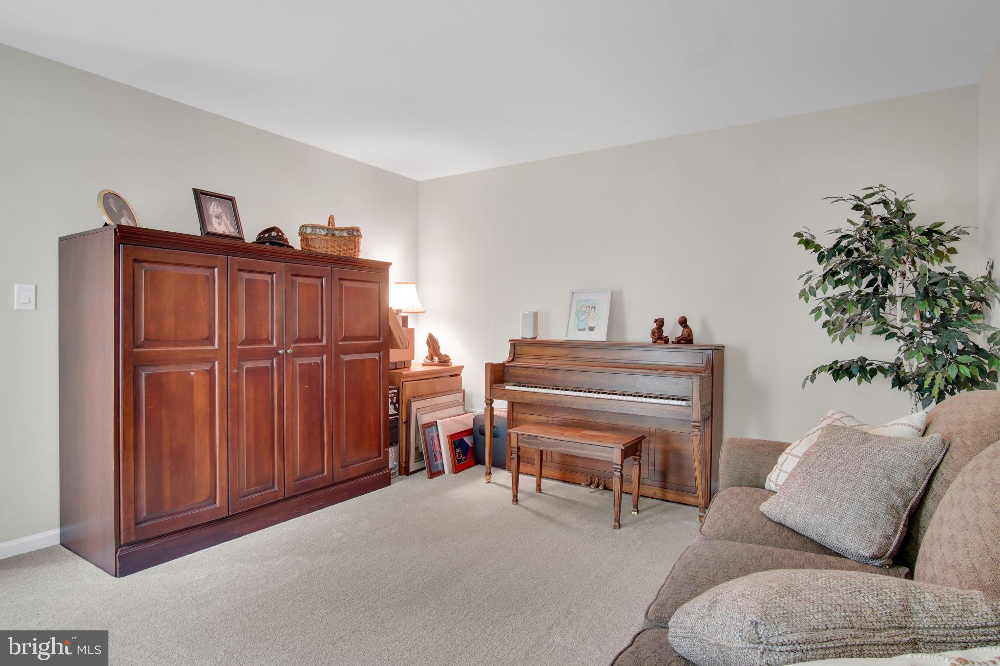 2231 Raleigh Road Hummelstown, PA 17036 - Photo 9 of 52