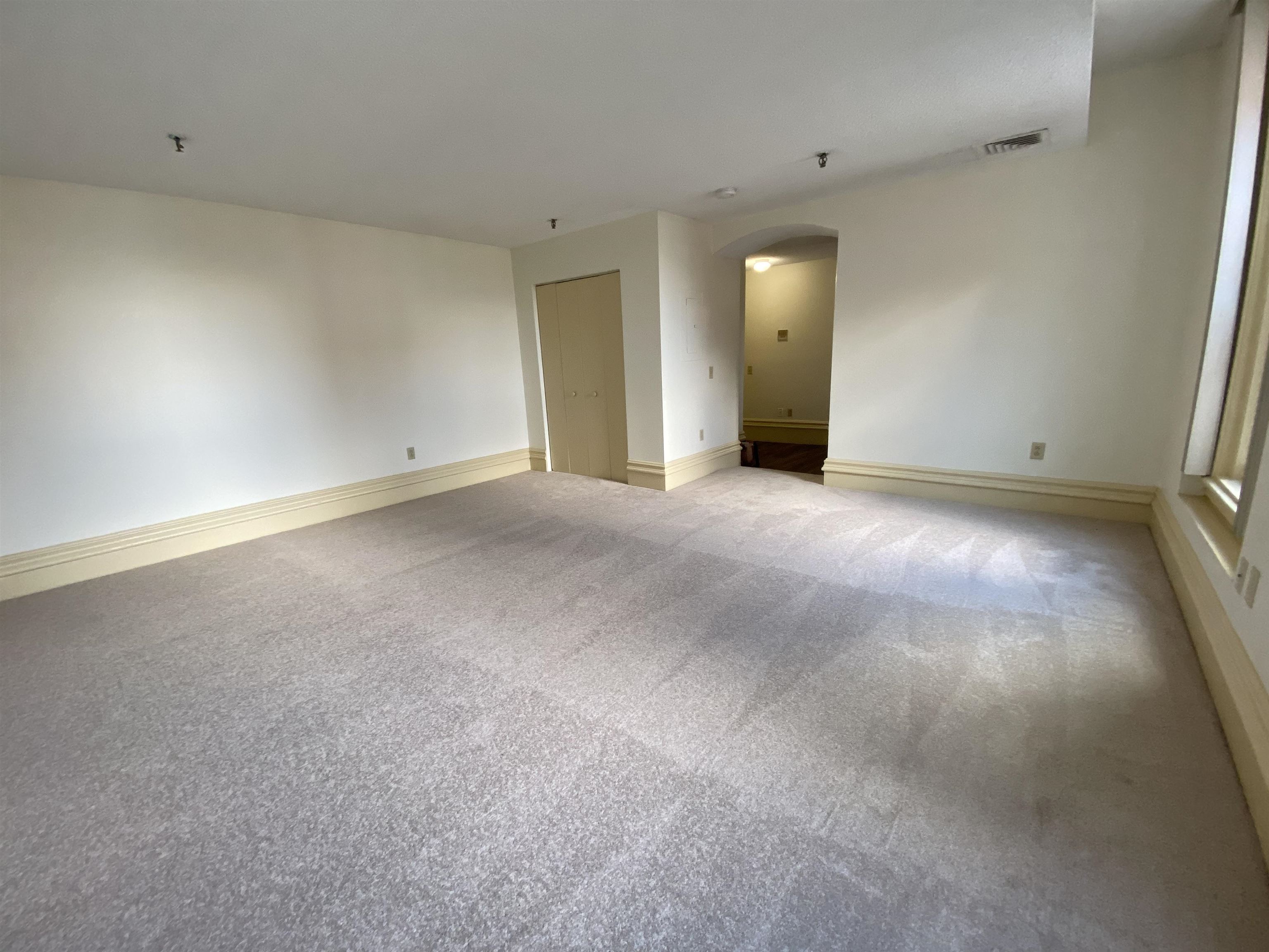 30 Hanover Street, Unit 301 Manchester, NH 03101 - Photo 15 of 39